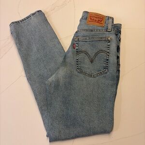 Levi's Wedgie Straight Blue Jeans